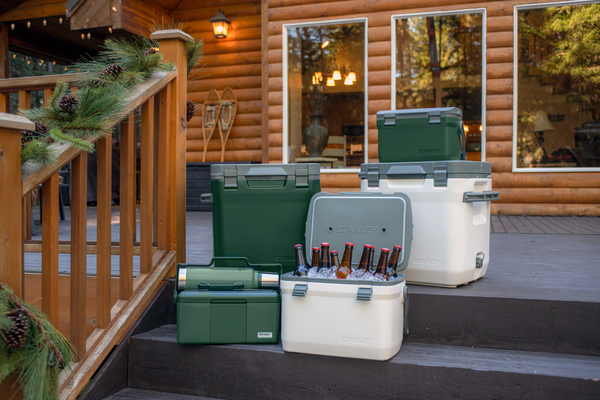 Adventure Easy Carry Outdoor Cooler | 16 QT.